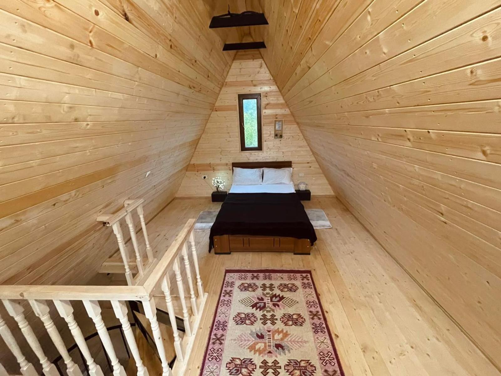 Mountain - Ananuri Apartment