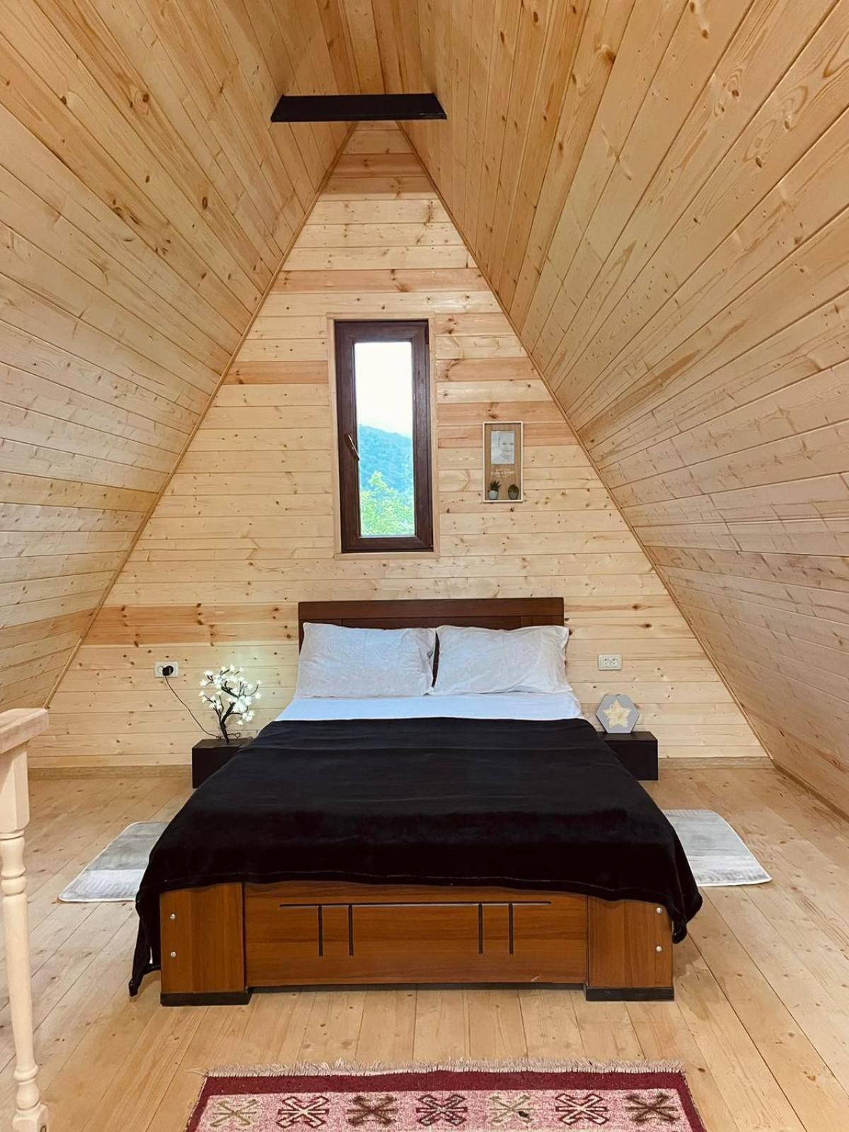 Apartment Mountain - Ananuri