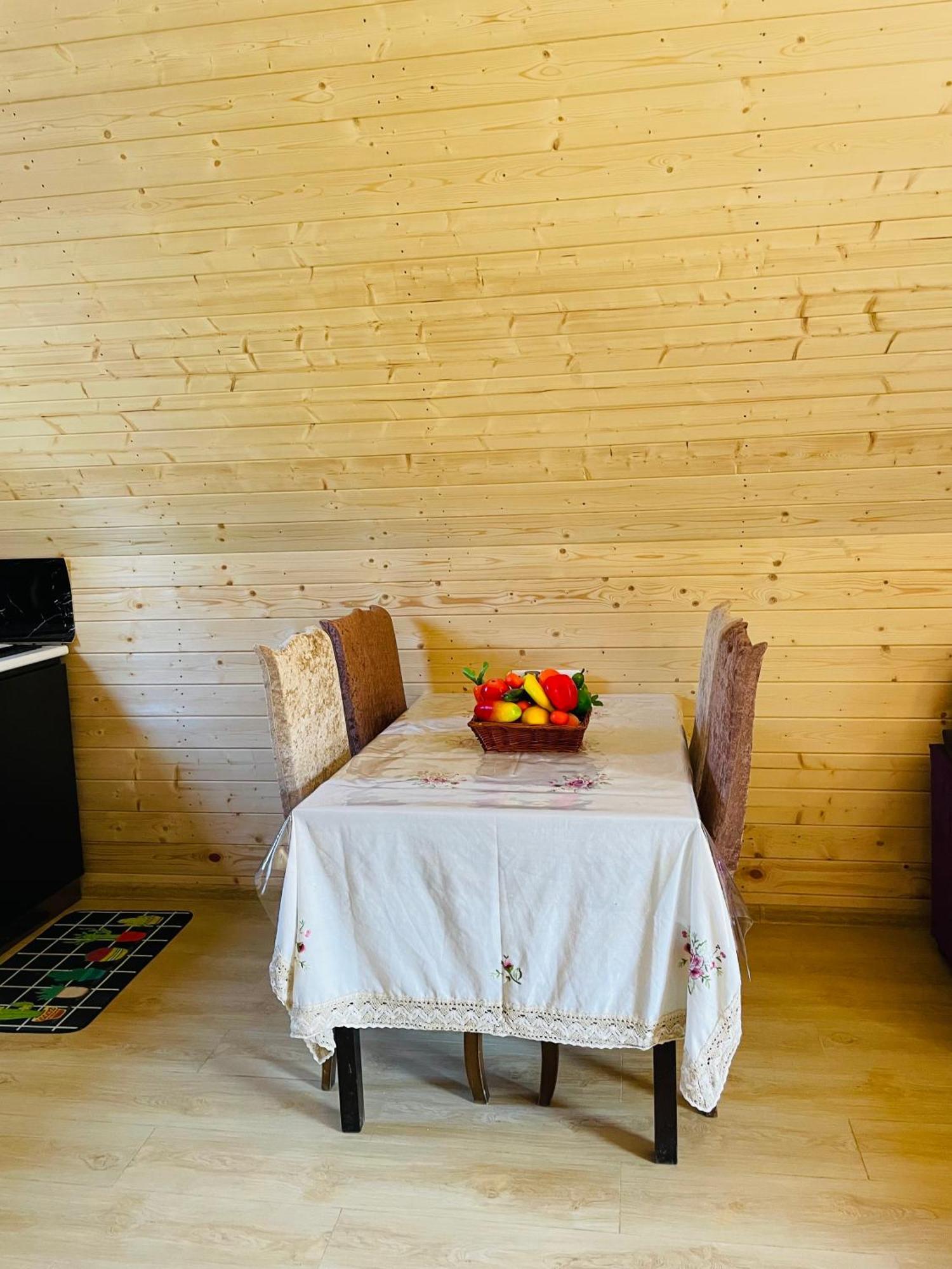 Apartment Mountain - Ananuri *