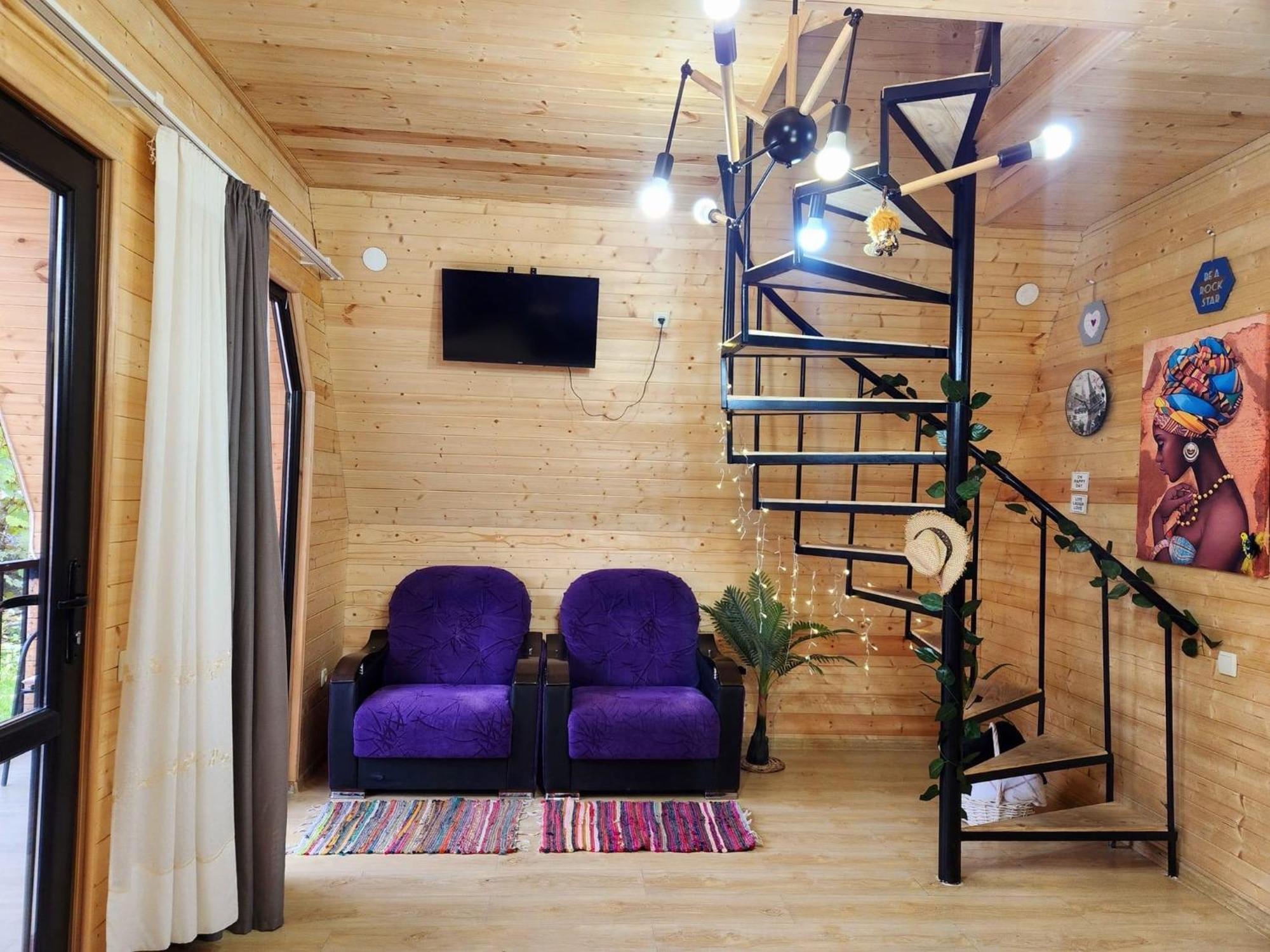 Apartment Mountain - Ananuri